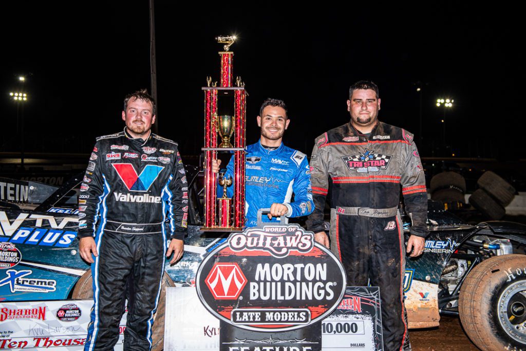 Kyle Larson gets World of Outlaw Late Model win at Sharon Speedway