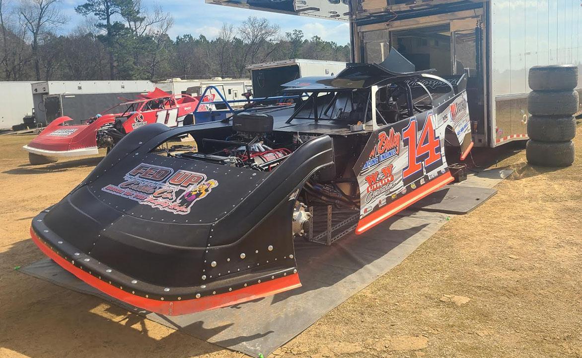 Dustin Walker Crosses Off Bucket List Item with World Of Outlaws Late