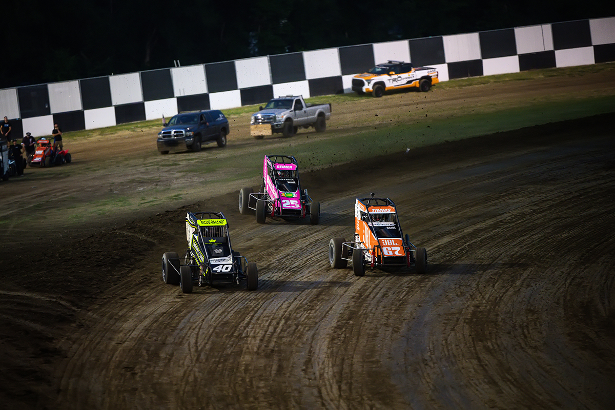 Paragon Speedway Hosts Xtreme Outlaws in Heat of Points Battle St